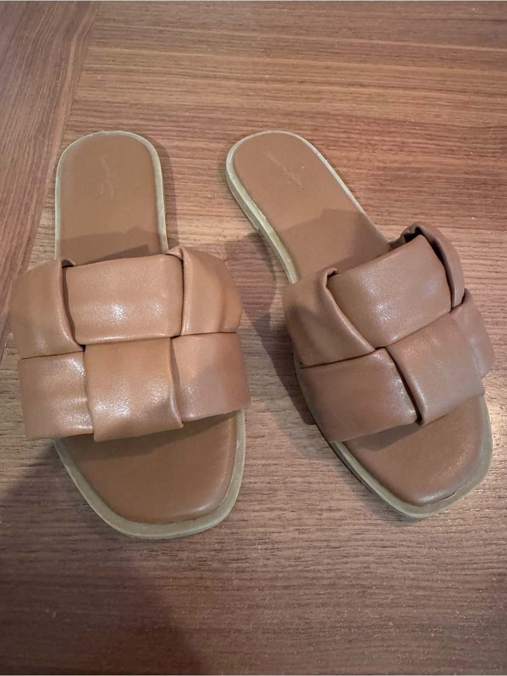 Universal Thread Tan Braided Slide Sandals